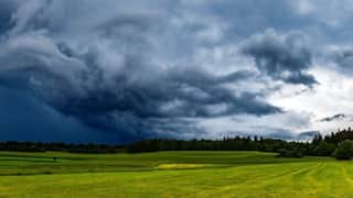 Gujarat Weather: गुजरात में 17 दिसंबर से बदलेगा मौसम, होगी बारिश... बढ़ेगी ठंड, जानिए ताजा अपडेट