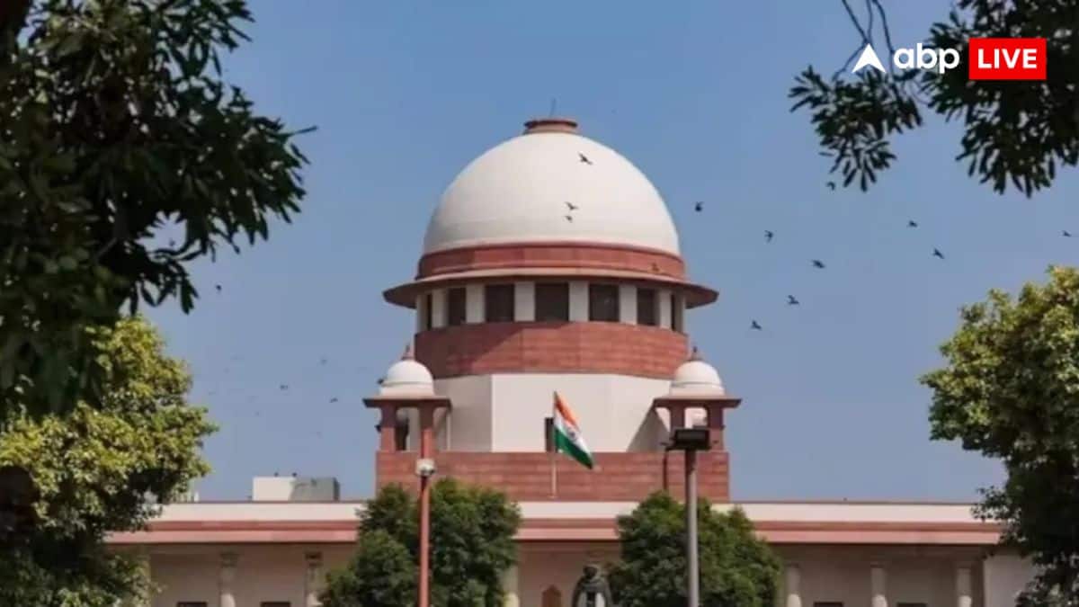 यूपी में 69 हजार शिक्षक भर्ती मामला: सुप्रीम कोर्ट में 16 दिसंबर को होगी सुनवाई, क्यों नाराज हैं अभ्यर्थी?