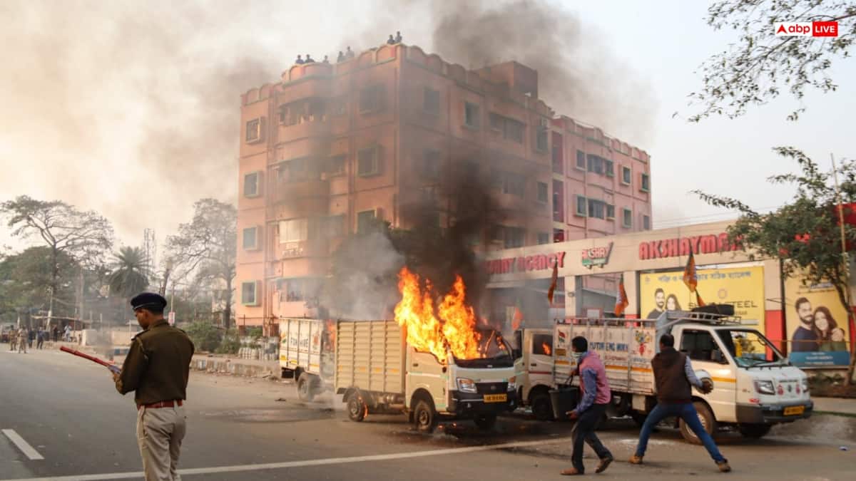 कांग्रेस दफ्तर पर हमला,  इंदिरा गांधी की प्रतिमा भी टूटी... केरल में निकाय चुनाव के नतीजों के बाद भारी बवाल