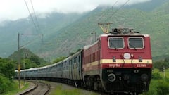 5 लोगों के ग्रुप में सिर्फ 3 का टिकट हुआ कंफर्म, बाकी दो लोग कैसे कर सकते हैं यात्रा?