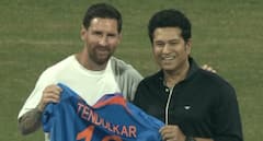 Messi Meets Sachin At Wankhede - Moment World Had Been Waiting For: WATCH