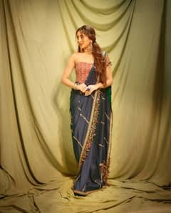 साड़ी पहन शिवांगी जोशी ने दिए कातिलाना पोज, तस्वीरें देख थम गई फैंस की सांसें