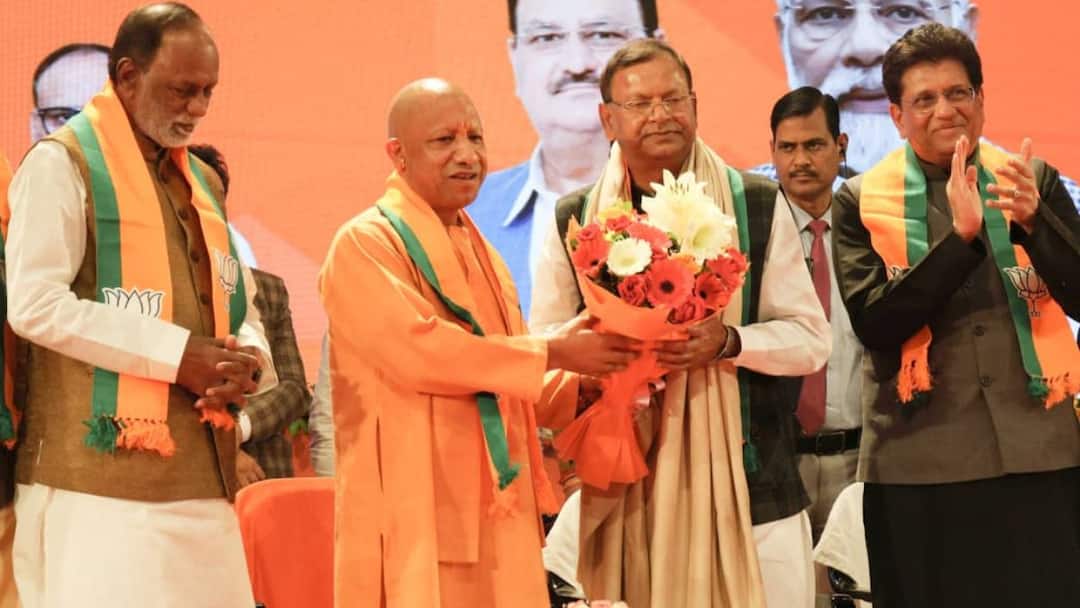 Viksit UP 2047: Kanpur-Lucknow Expressway Corridor To Spur Startups, Tech Manufacturing And Logistics Clusters Viksit UP 2047: Kanpur-Lucknow Expressway Corridor To Spur Startups, Tech Manufacturing And Logistics Clusters Viksit UP 2047: Kanpur-Lucknow Expressway Corridor To Spur Startups, Tech Manufacturing And Logistics Clusters