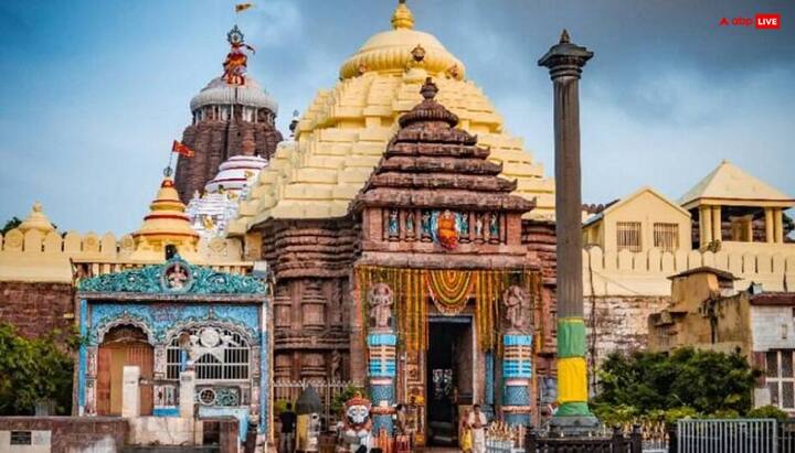 साथ ही कहा जाता है कि भगवान जगन्नाथ के नेत्रों के दर्शन से सूर्य और चंद्रदोष शांत होते हैं. मन को शांति और एकाग्रता प्राप्त होती है. अधिकमास में जगन्नाथ जी के दर्शन करना कई अनुष्ठान और यज्ञ करने के समान फल देता है.