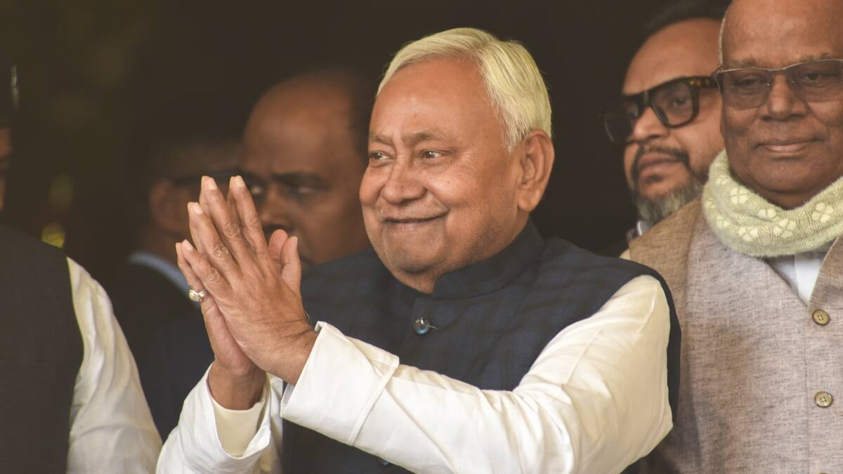 बिहार चुनाव से पहले जल्दबाजी? महिलाओं के बजाय पुरुषों के खाते में 10-10 हजार देने का आरोप, अब मांग रहे वापस