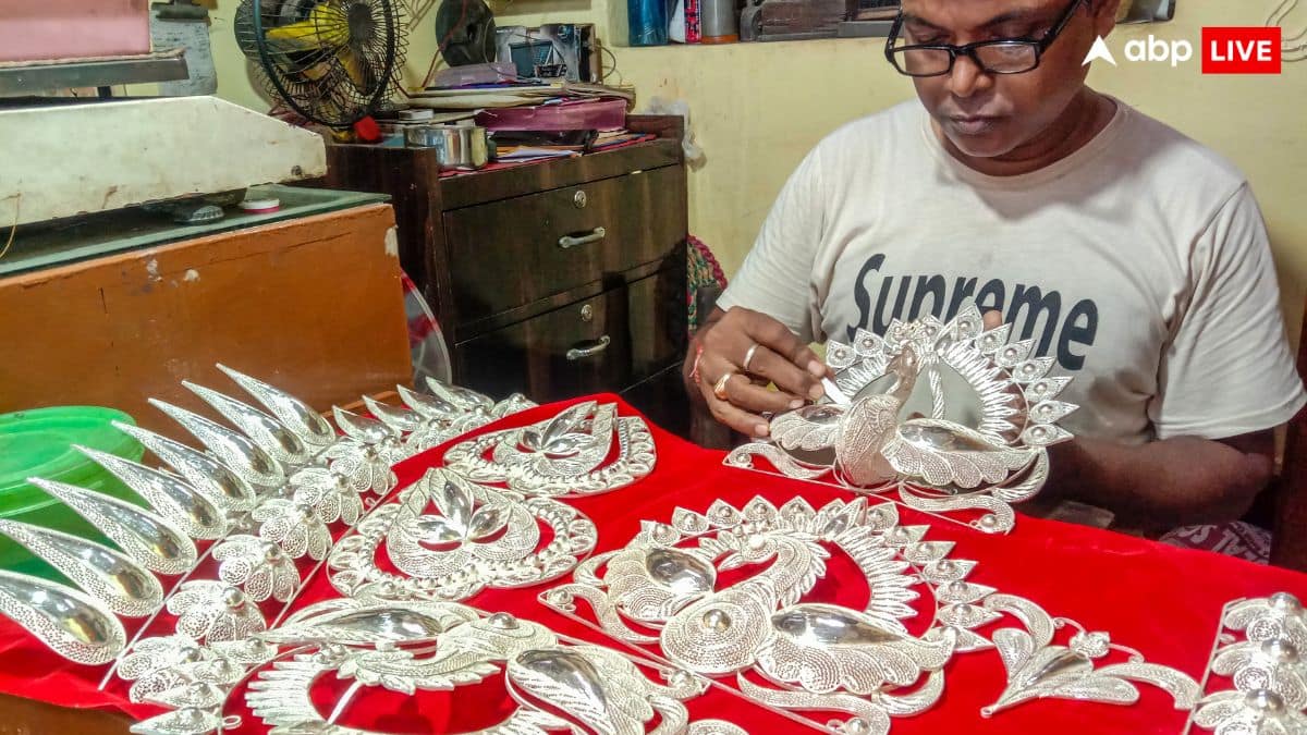 Silver Prices Hit Record High Today (Jan 7) , Check 1 Gram & 1 Kg Rates In Your City