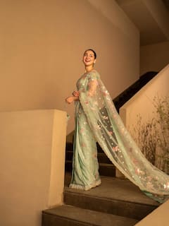 कभी साड़ी में लहराया आंचल, कभी स्लीव्लेस सूट में इतराईं, हानिया आमिर की इन तस्वीरों पर मर-मिटेंगे आप