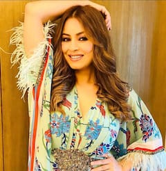 महिमा चौधरी की 10 तस्वीरें, 52 की उम्र में भी बला की खूबसूरत दिखती हैं एक्ट्रेस