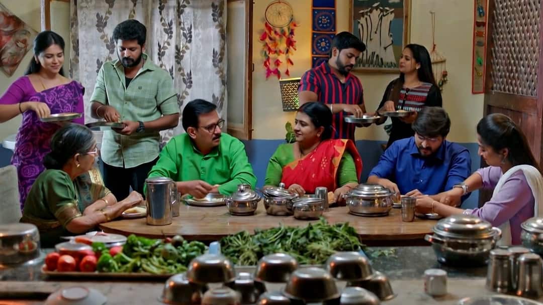 gunde ninda gudi gantalu serial today 16th December 2025 episode 576 written update TV Prasaram Telugu Serial Updates Gunde Ninda Gudi Gantalu December 16 Episode: తల్లిని పెద్ద మాట అనేసిన మనోజ్, ఇక ప్రభావతికి బాలునే దిక్కు - గుండెనిండా గుడిగంటలు డిసెంబర్ 16 ఎపిసోడ్!