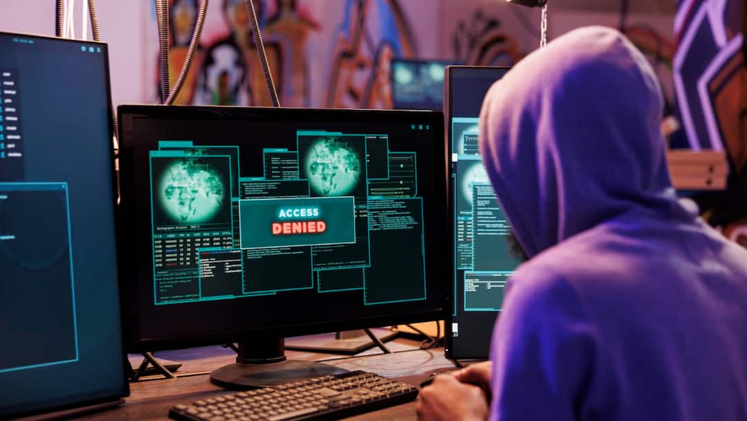 TECH EXPLAINED: स्पाईवेयर क्या होते हैं और कैसे करते हैं काम? जानें सारे सवालों के जवाब