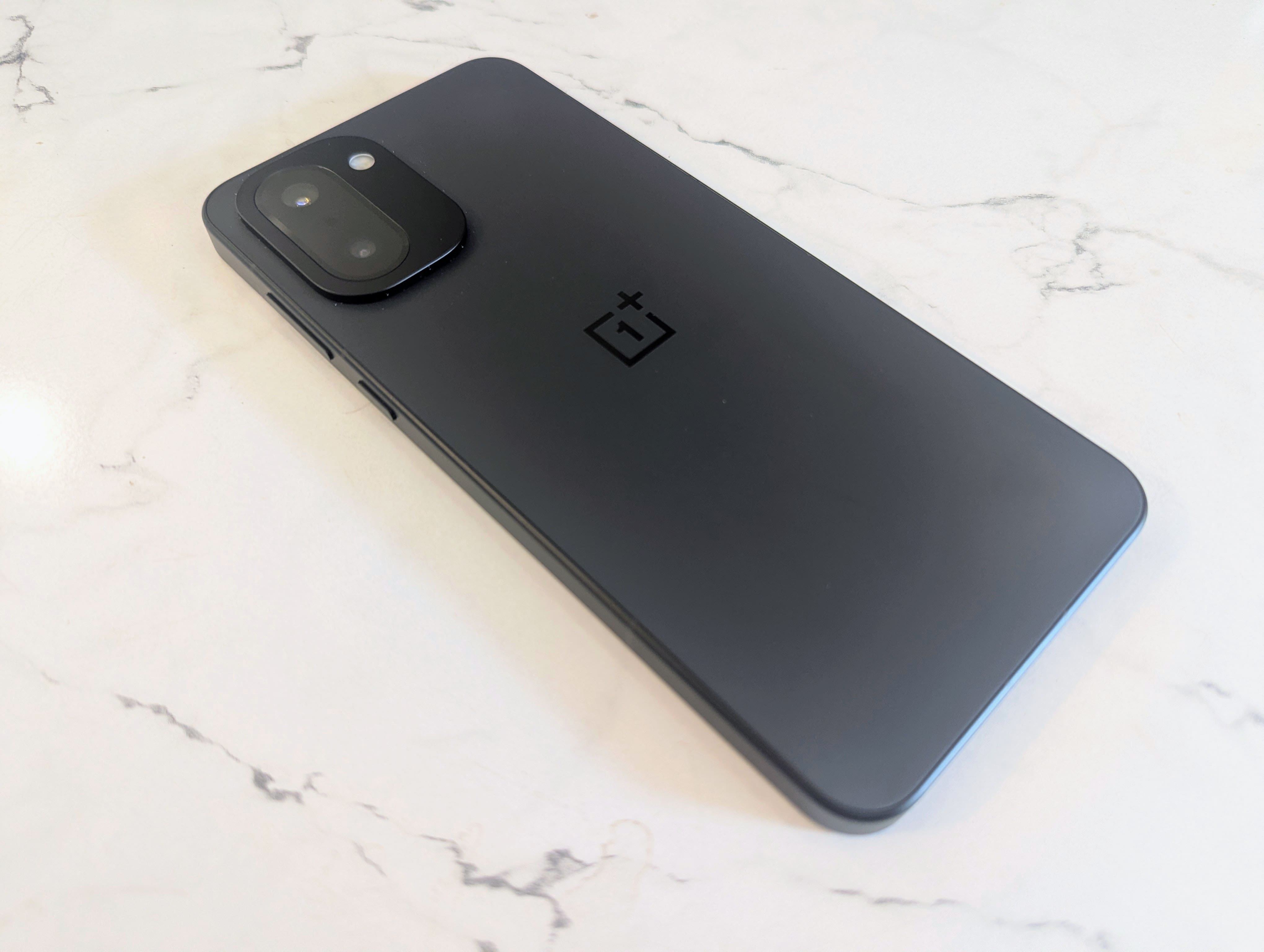 Gadgets Review | OnePlus 15R: A Gaming Beast That Refuses To Drop Frames Or Battery