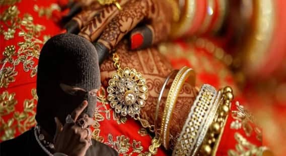 Washim Crime : लग्न करून लुटणाऱ्या टोळीचा वाशिममध्ये धुडगूस; चक्क नवरदेवाच्या वडिलांचे अपहरण, तर एकाला जबर मारहाण करत लुटलं, 13 जणांना अटक