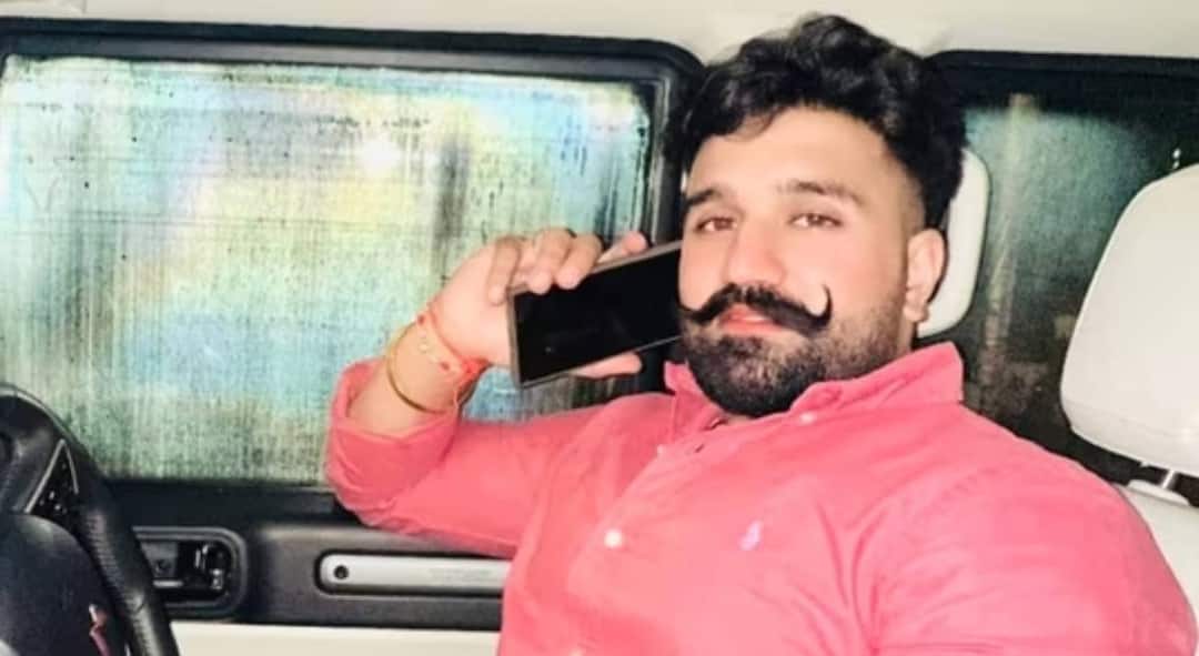 Rana Balachauria Firing in Mohali : भर मैदानात प्रसिद्ध कबड्डीपटूवर गोळीबार; कबड्डी सामन्यादरम्यान मोहालीत रक्तरंजित थरार; सिद्धू मूसेवाला हत्येशी थेट संबंध? Mohali kabaddi player Rana Balachauria gunned down at crowded Kabaddi tournament gang claims revenge as Sidhu Moose Wala case marathi news Rana Balachauria Firing in Mohali : भर मैदानात प्रसिद्ध कबड्डीपटूवर गोळीबार; कबड्डी सामन्यादरम्यान मोहालीत रक्तरंजित थरार; सिद्धू मूसेवाला हत्येशी थेट संबंध?