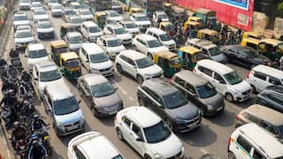 18 दिसंबर से दिल्ली में इन गाड़ियों की एंट्री पर लगा बैन, पेट्रोल-डीजल भी नहीं मिलेगा