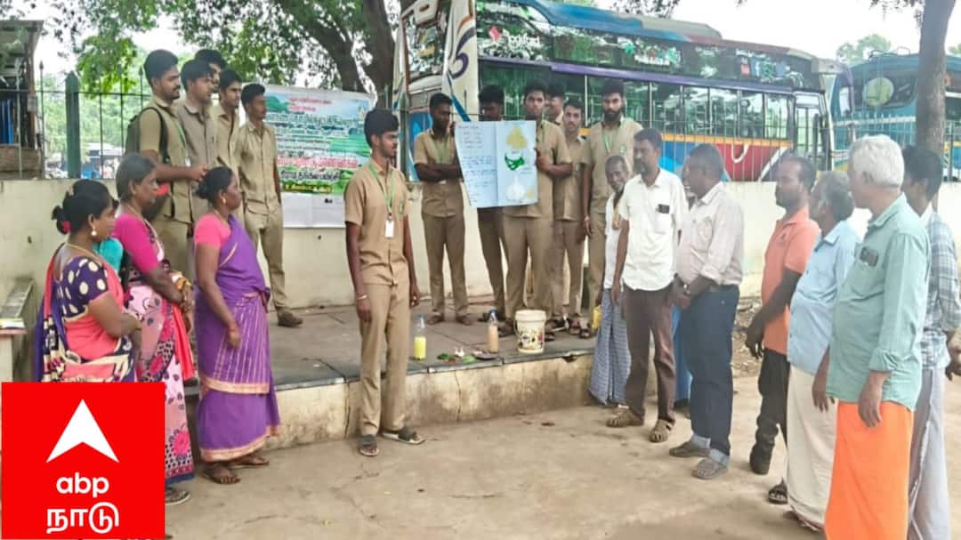 உசிலம்பட்டியில் விவசாயிகளுக்கு ஆச்சரியம்.. பூச்சிகளை விரட்டும் 3G கரைசல் ரகசியம், வேளாண் மாணவர்கள் செயல் விளக்கம் ! Madurai Usilampatti surprise for farmers secret 3G solution that repels insects demonstrated agricultural students tnn உசிலம்பட்டியில் விவசாயிகளுக்கு ஆச்சரியம்.. பூச்சிகளை விரட்டும் 3G கரைசல் ரகசியம், வேளாண் மாணவர்கள் செயல் விளக்கம் !