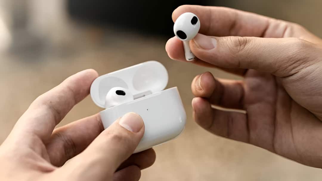 How Often Do You Clean Your Earbuds? They May Be Doing More Harm Than You Realise