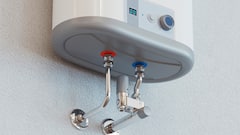 ये संकेत दिखें तो तुरंत बदल लें अपना पुराना गीजर, हो सकता है बड़ा खतरा