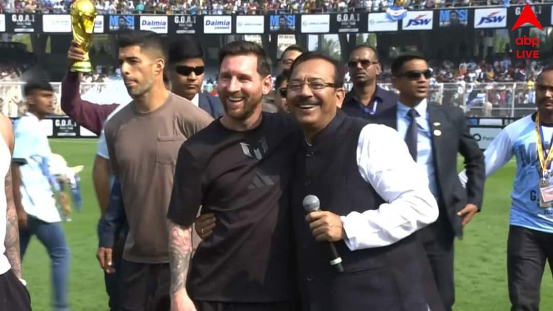 Aroop Biswas relieved from the post of west bengal minister of sports and youth affairs days after Lionel Messi mess as he wrote to Mamata Banerjee Lionel Messi in Kolkata: মেসিকাণ্ডে মন্ত্রিত্ব গেল অরূপ বিশ্বাসের, ইস্তফাপত্র পেয়ে ক্রীড়ামন্ত্রীর পদ থেকে অব্যাহতি দিলেন মমতা বন্দ্যোপাধ্যায়