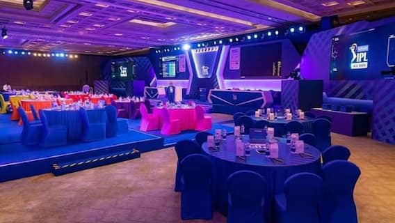 IPL 2026 मिनी ऑक्शन में 350+ खिलाड़ी, महज 77 स्लॉट, KKR और CSK के पास सबसे बड़ी पर्स, जानिए बड़ी बातें