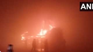 दिल्ली-आगरा एक्सप्रेस पर भीषण हादसा, घने कोहरे में टकराए कई वाहन, कई बसों में लगी आग, अफरातफरी का माहौल