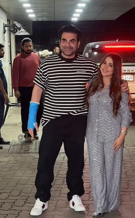 सोहेल खान के बेटे की बर्थडे पार्टी: चेहरा छुपाते दिखे आर्यन खान, स्वैग में सलमान, पत्नी संग पहुंचे अरबाज