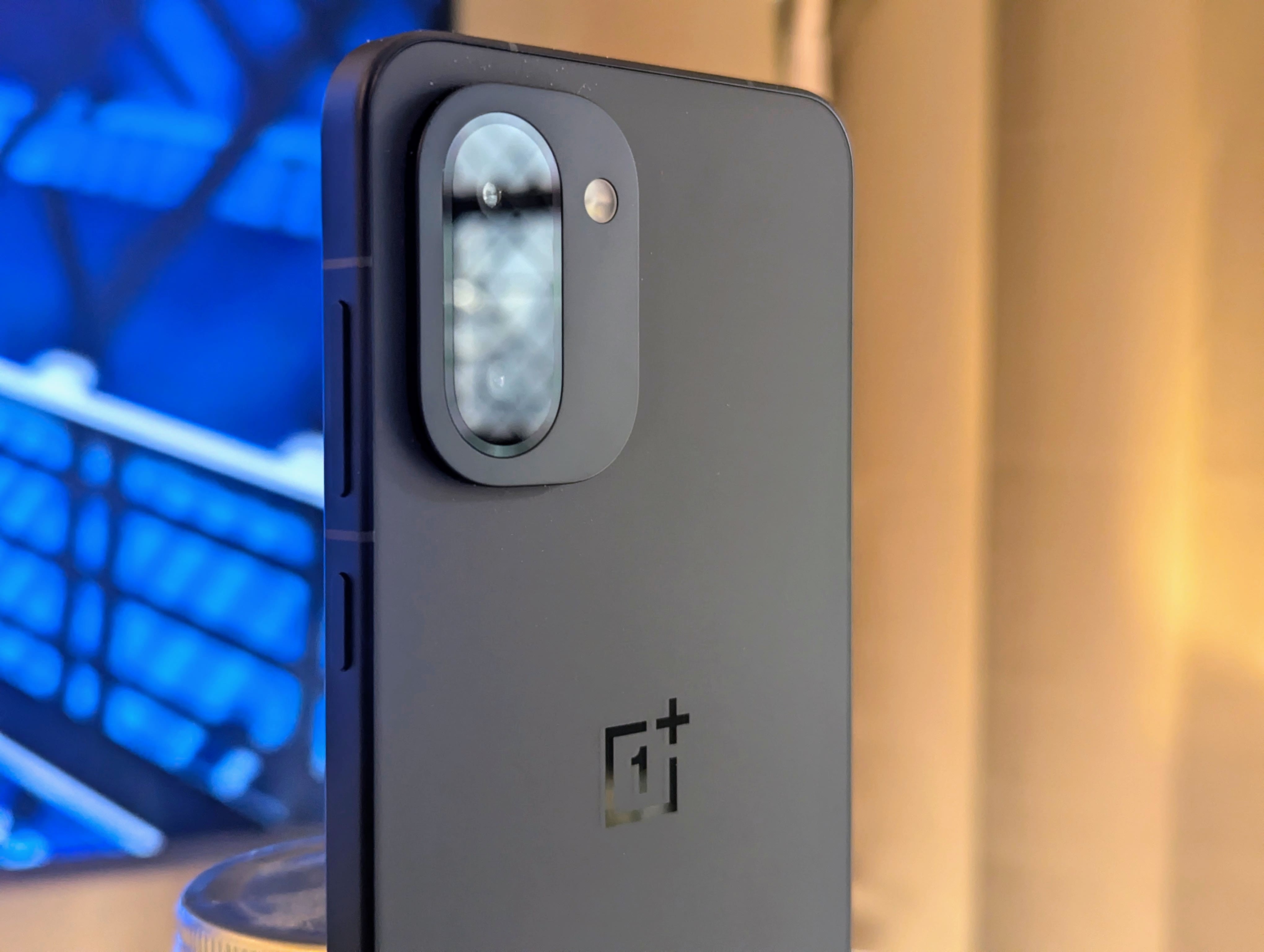 Gadgets Review | OnePlus 15R: A Gaming Beast That Refuses To Drop Frames Or Battery