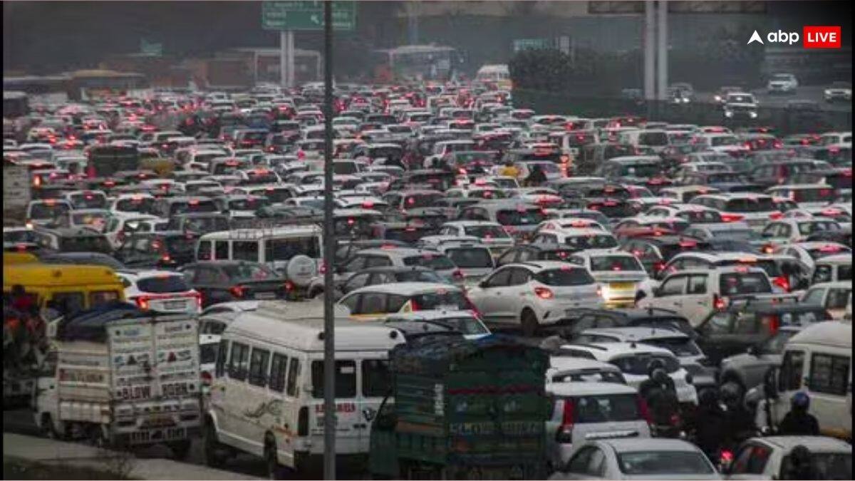 दिल्ली में एमसीडी की टोल वसूली से लगने वाले जाम को सुप्रीम कोर्ट ने प्रदूषण की बड़ी वजह कहा, 1 सप्ताह के भीतर इसे स्थगित करने पर फैसला लेने को कहा