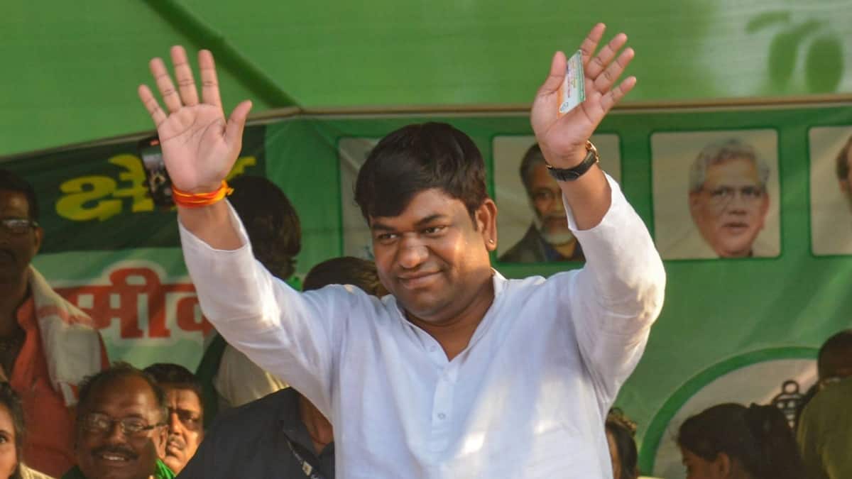 'दो लाख रुपये देने के वादे किए थे, अब 10 हजार भी वापस मांग रहे', नीतीश सरकार पर भड़के मुकेश सहनी