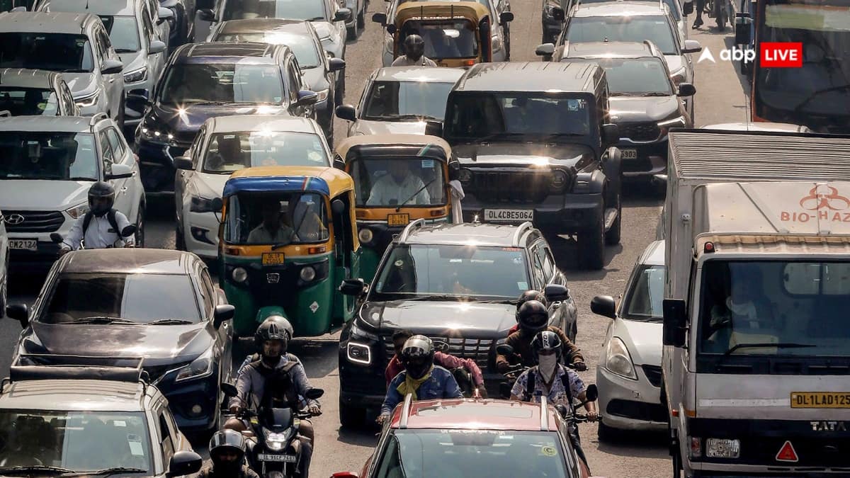 दिल्ली में बाहर से आने वाली गाड़ियों के लिए कल से लागू होंगे सख्त नियम, जान लें पूरी बात