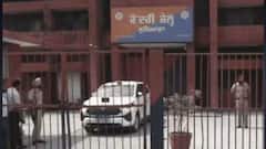 Punjab: सेंट्रल जेल में बवाल! पुलिस पर 200 से ज्यादा कैदियों ने किया हमला, सुपरिटेंडेंट को ईंट से मारा