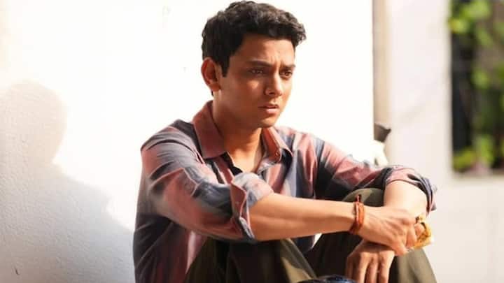 Vishal Jethwa – Homebound: If there is one performance this year that pierced hearts, it was Vishal Jethwa’s deeply moving act in Homebound. Known for his intensity since Mardaani 2, Vishal took a giant leap forward with this film, portraying a young man confronting grief, abandonment, and survival. What stood out was his delicate balance of vulnerability and simmering strength. In Homebound, Vishal completely dissolved into his character, bringing a haunting realism that lingered long after the credits rolled. His emotional range especially in scenes dealing with loss and resilience cemented his place as one of the finest actors of his generation. Industry insiders and audiences unanimously hailed his performance as one of the best of 2025. (Image Source: Instagram/ IMdb)