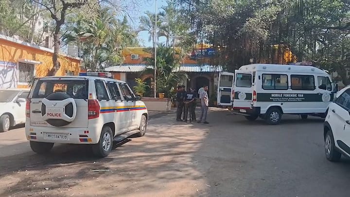 भाजपचे नगराध्यक्ष पदाचे उमेदवार पिटू गंगणे आणि काँग्रेस नगराध्यक्ष पदाचे उमेदवार अमर मगर यांच्या दोन गटात हा राडा झाला.