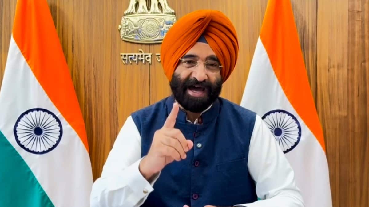 दिल्ली: पर्यावरण मंत्री बोले, 'बिना PUCC के नहीं मिलेगा पेट्रोल-डीजल', प्रदूषण की 4 वजहें बताई