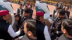 'अरे भइया, हमें भी सिलवा दो ऐसा कोट', अखिलेश यादव को पसंद आया सपा कार्यकर्ता का सूट, कह दी ऐसी बात