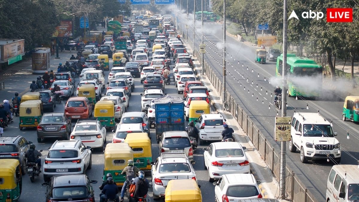 दिल्ली में 10 साल पुरानी BS4 डीजल गाड़ियों का नहीं कटेगा चालान, बढ़े प्रदूषण के बीच सुप्रीम कोर्ट का बड़ा फैसला