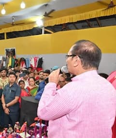 ਸਿਆਸੀ ਜਗਤ 'ਚ ਮੱਚੀ ਤਰਥੱਲੀ, ਖੇਡ ਮੰਤਰੀ ਨੇ ਦਿੱਤਾ ਅਸਤੀਫਾ...