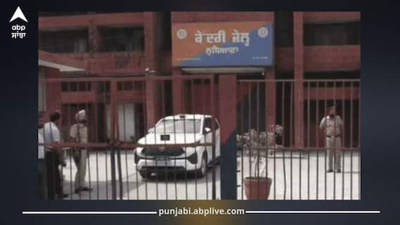 ਲੁਧਿਆਣਾ ਸੈਂਟਰਲ ਜੇਲ੍ਹ 'ਚ ਹੰਗਾਮਾ, ਕੈਦੀਆਂ ਨੇ ਪੁਲਿਸ ਅਧਿਕਾਰੀਆਂ ‘ਤੇ ਕੀਤਾ ਹਮਲਾ, ਜੇਲ੍ਹ ਸੁਪਰਡੈਂਟ ਦਾ ਸਿਰ ਇੱਟ ਮਾਰ ਫੋੜਿਆ, ਮਹਿਕਮੇ 'ਚ ਮੱਚੀ ਹਾਹਾਕਾਰ