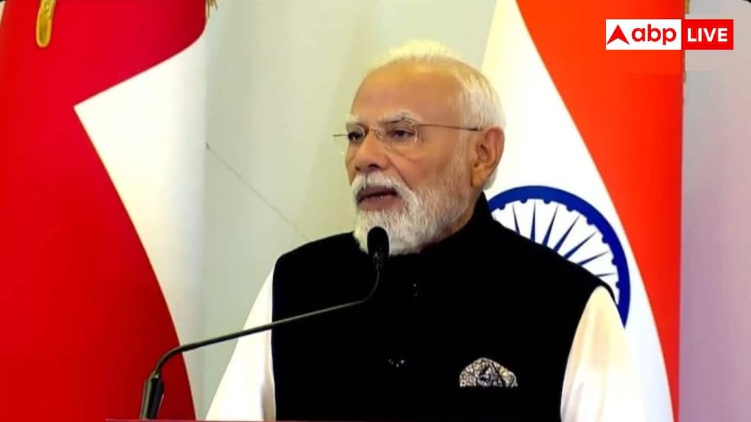 pm-modi-oman-address-india-oman-friendship-strong-in-every-season ओमान में PM मोदी बोले- 'मैं यहां मिनी इंडिया देख रहा, हम एक फैमिली की तरह इकट्ठा हुए...'