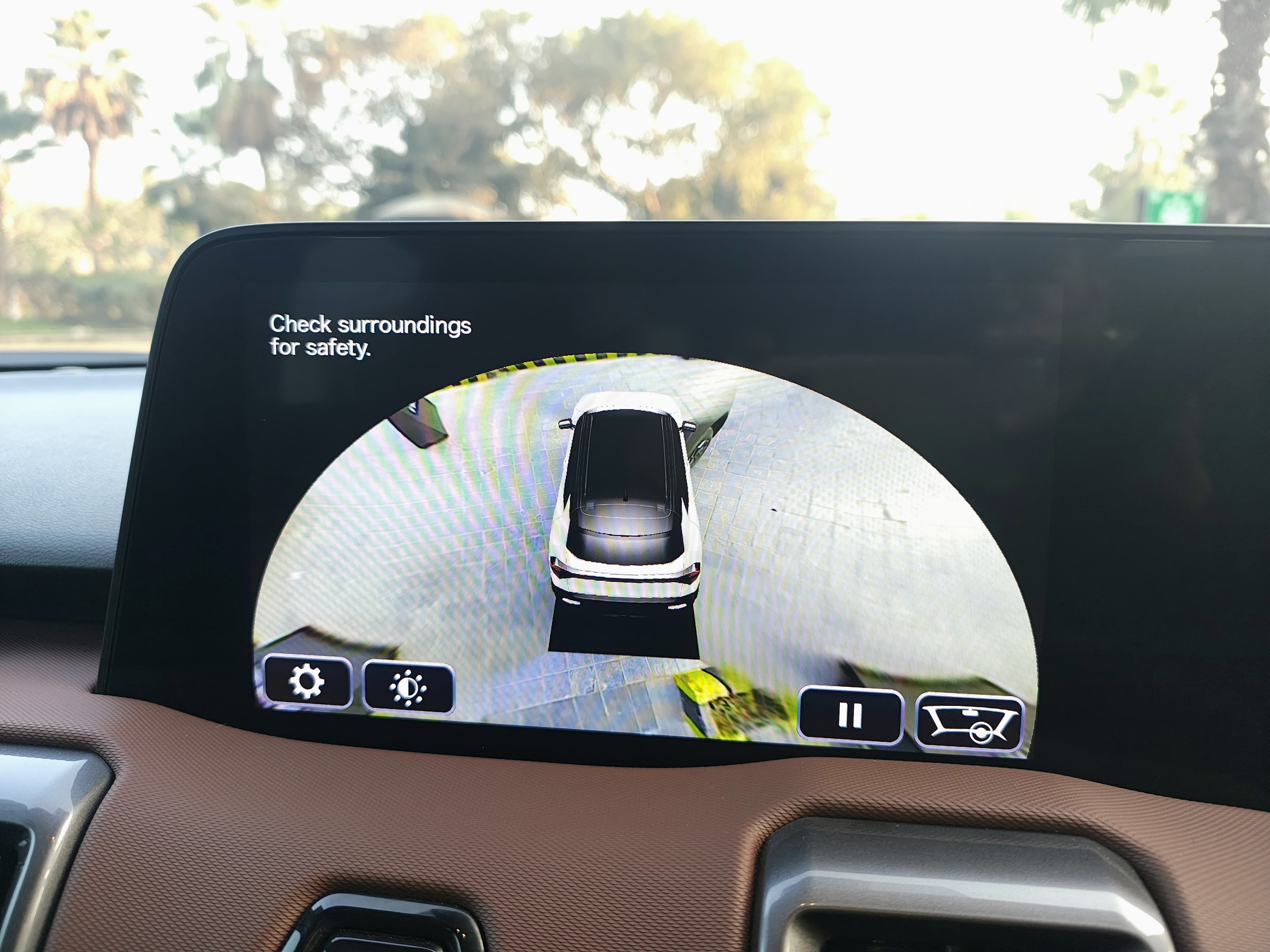 Maruti eVitara: மாருதி சுசூகியின் முதல் மின்சார வாகனத்தில் என்ன இருக்கிறது.? இ விதாராவின் அம்சங்கள் விரிவாக..