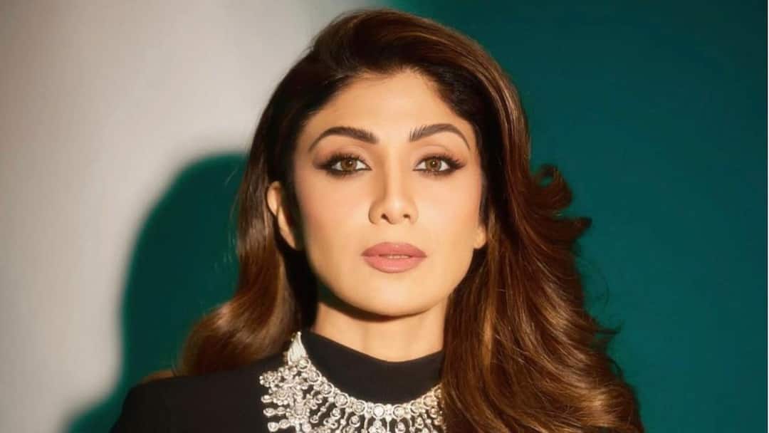 Rs 60 Crore Fraud Case Trouble Mounts For Shilpa Shetty As Tax Raids Continue In Mumbai Rs 60 Crore Fraud Case: Trouble Mounts For Shilpa Shetty As Tax Searches Continue; Lawyer Denies ‘Raid’