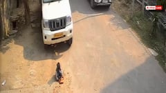 ग्रेटर नोएडा में दिल दहला देने वाला हादसा, पिकअप ने बच्चे को कुचला, बाल-बाल बची जान