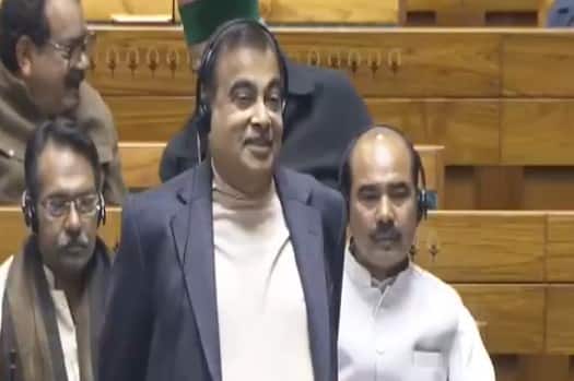 Nitin gadkari talk about toll fastag and highway policy in loksabha  નંબર પ્લેટ, ફાસ્ટેગનો ફોટો અને બેંક એકાઉન્ટમાંથી કપાઈ જશે પૈસા, સંસદમાં કેંદ્રીય મંત્રી ગડકરીએ આપી માહિતી