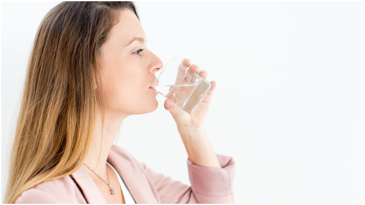 Winter Dehydration : చలికాలంలో దాహం ఎందుకు తక్కువగా ఉంటుంది శరీరానికి ఈ సమయంలో నీటి అవసరం తగ్గుతుందా