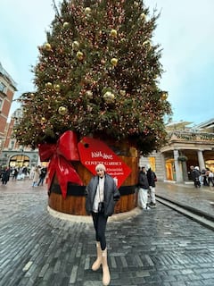 क्रिसमस से पहले यूं वेकेशन एंजॉय कर रहीं मलाइका अरोड़ा, फोटोज में दिखा कूल अवतार