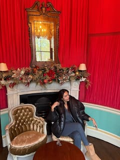 क्रिसमस से पहले यूं वेकेशन एंजॉय कर रहीं मलाइका अरोड़ा, फोटोज में दिखा कूल अवतार