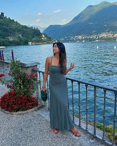 अक्षय कुमार की भतीजी या भांजी कौन है ज्यादा ग्लैमरस? फोटोज देख आपको नहीं होगा यकीन