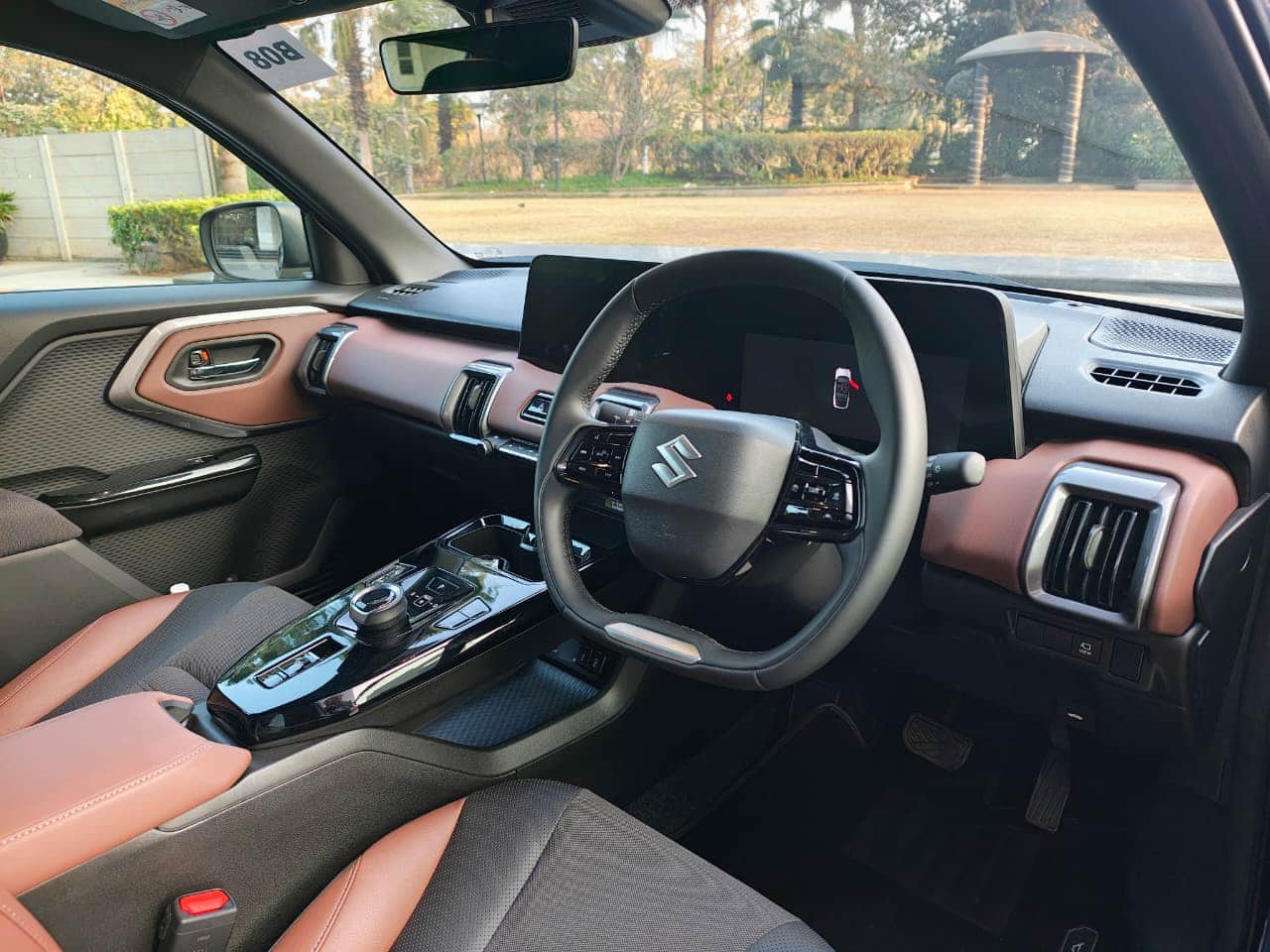 Maruti eVitara: மாருதி சுசூகியின் முதல் மின்சார வாகனத்தில் என்ன இருக்கிறது.? இ விதாராவின் அம்சங்கள் விரிவாக..