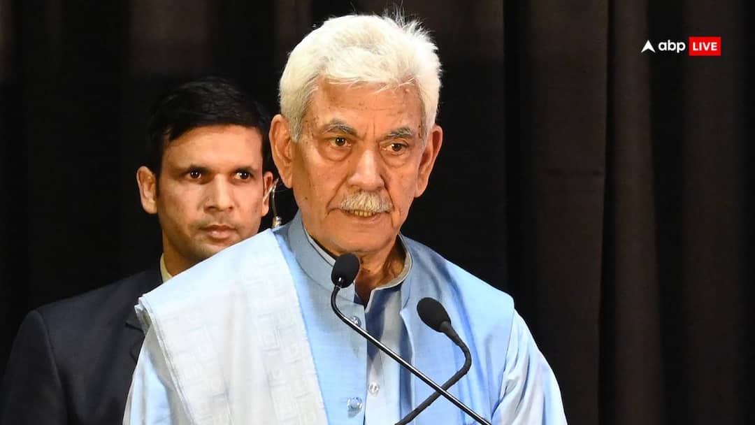 Jammu Kashmir lieutenant governor LG Manoj Sinha Chairmanship of UT level conference ANN जम्मू-कश्मीर: LG मनोज सिन्हा ने की UT स्तरीय सम्मेलन की अध्यक्षता, बोले- 'आतंकियों के खिलाफ...'