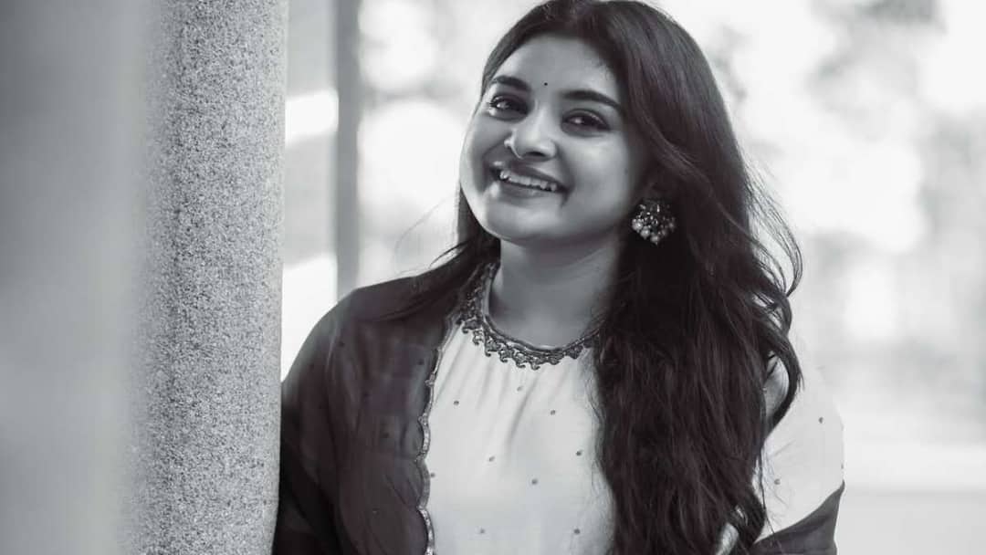 Nivetha Thomas : నిన్న శ్రీలీల... నేడు నివేదా థామస్ - AI జనరేటెడ్ ఇమేజెస్పై హీరోయిన్ ఫైర్ actress nivetha thomas angry over her AI generated images strong warning legal action against AI misuse Nivetha Thomas : నిన్న శ్రీలీల... నేడు నివేదా థామస్ - AI జనరేటెడ్ ఇమేజెస్పై హీరోయిన్ ఫైర్