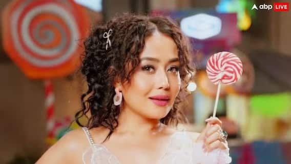 Neha Kakkar: ਮਸ਼ਹੂਰ ਗਾਇਕਾ ਨੇਹਾ ਕੱਕੜ ਨੇ ਪਾਰ ਕੀਤੀਆਂ ਹੱਦਾਂ, ਨਵੇਂ ਗਾਣੇ 'ਚ ਡਾਂਸ ਸਟੈਪਸ ਵੇਖ ਭੜਕੇ ਲੋਕ; ਬੋਲੇ ਅਸ਼@ਲੀਲ...